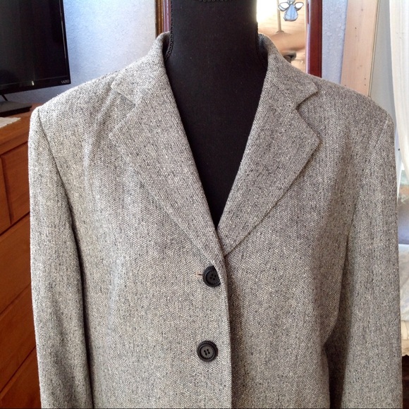 Jacket - Picture 2 of 7